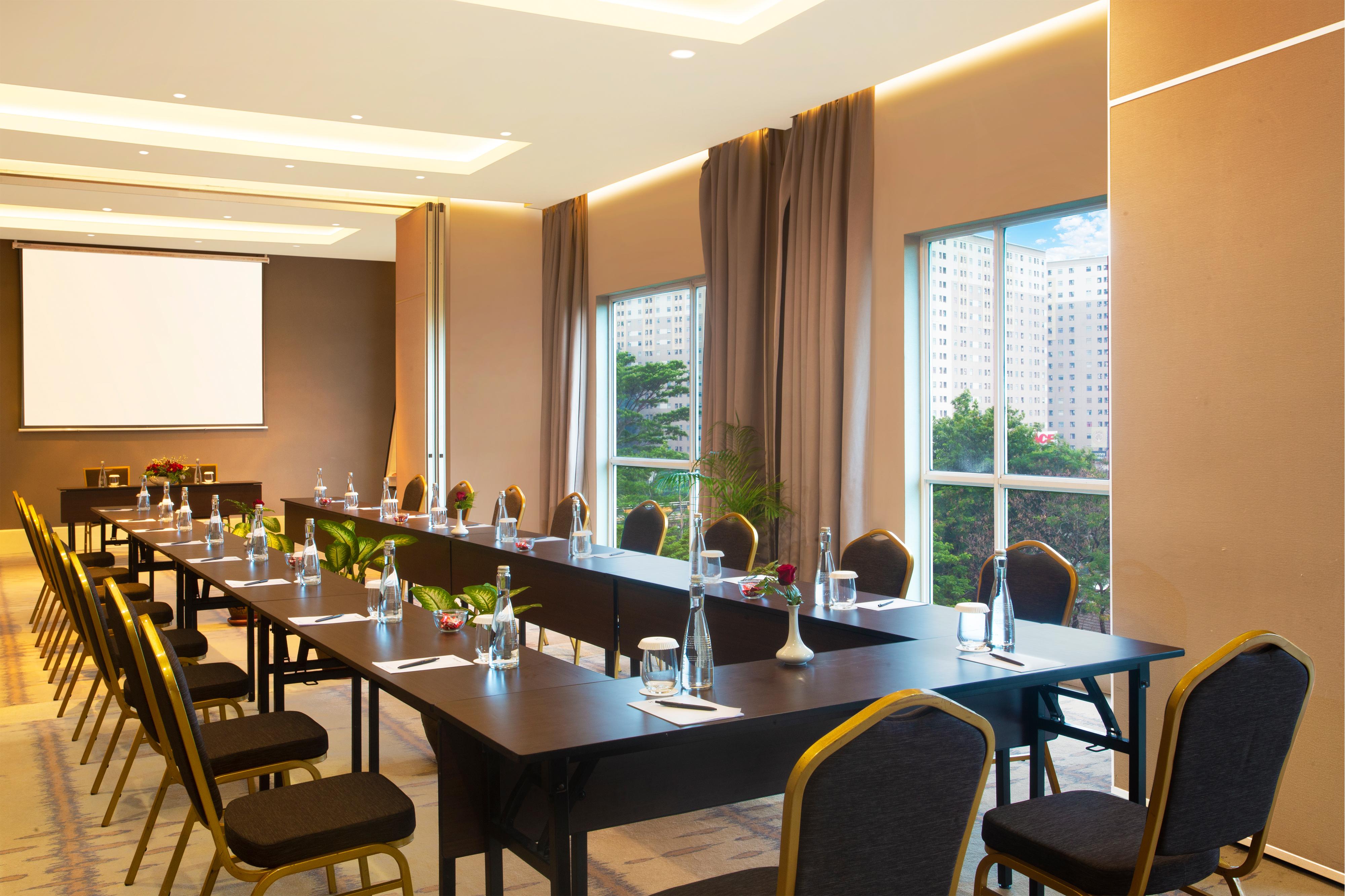 Swiss-Belresidences Kalibata Jakarta Exterior photo